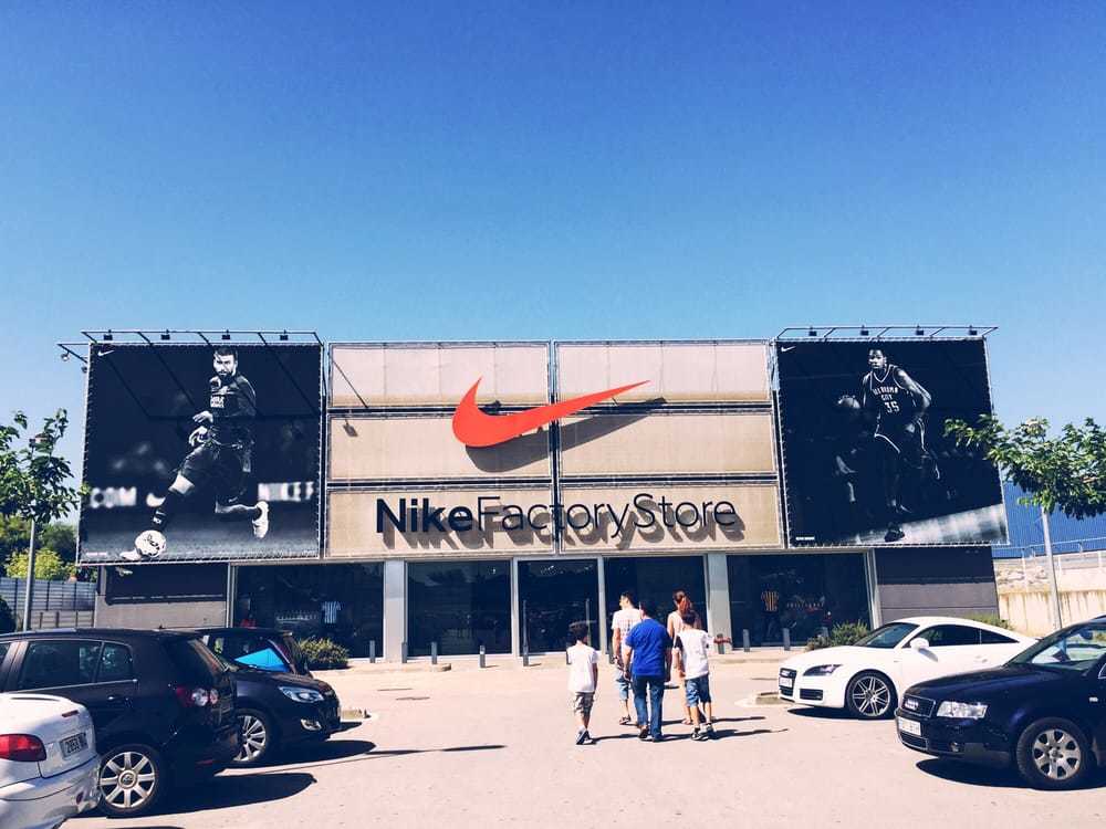 Lugar Nike Factory Store Barcelona