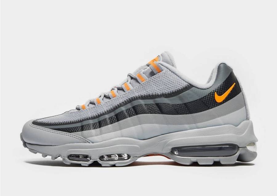 Social Nike Air Max 95 Ultra SE Gris y Negro 