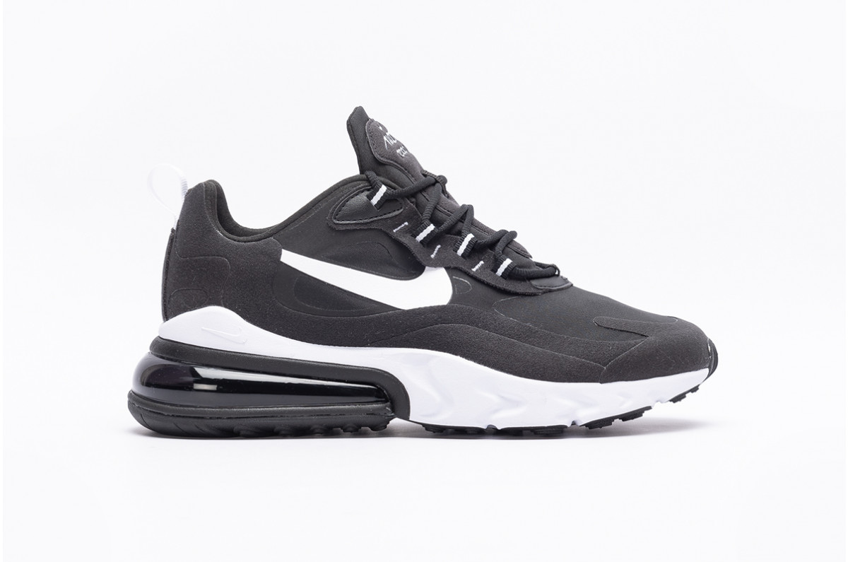 Product Nike Air Max 270 React Negro y blanco