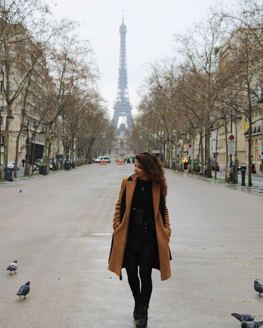 Place Torre Eiffel