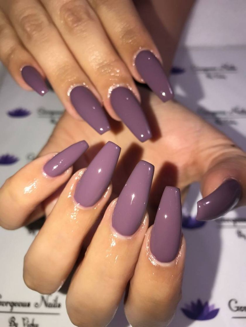 Moda Purple Nails