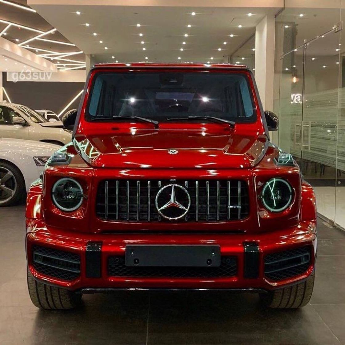 Moda red g-class 