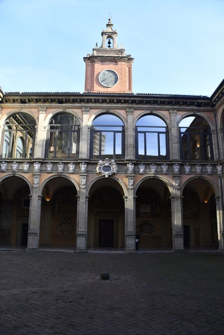 Place Archiginnasio de Bolonia