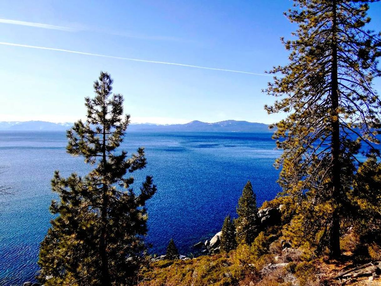 Lugar Lake Tahoe