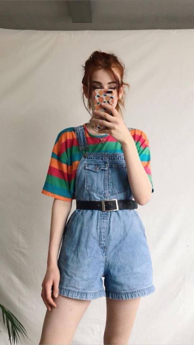 Moda roupa estilo retrô/ indie/ aesthetic/ gótica 