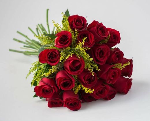 Buquê de Rosas Vermelhas - Buquê 20 Flores | Isabela Flores
