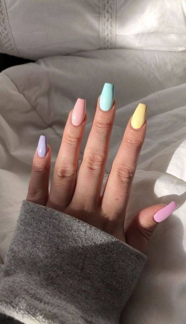 Moda Unhas pastéis coloridas 😍