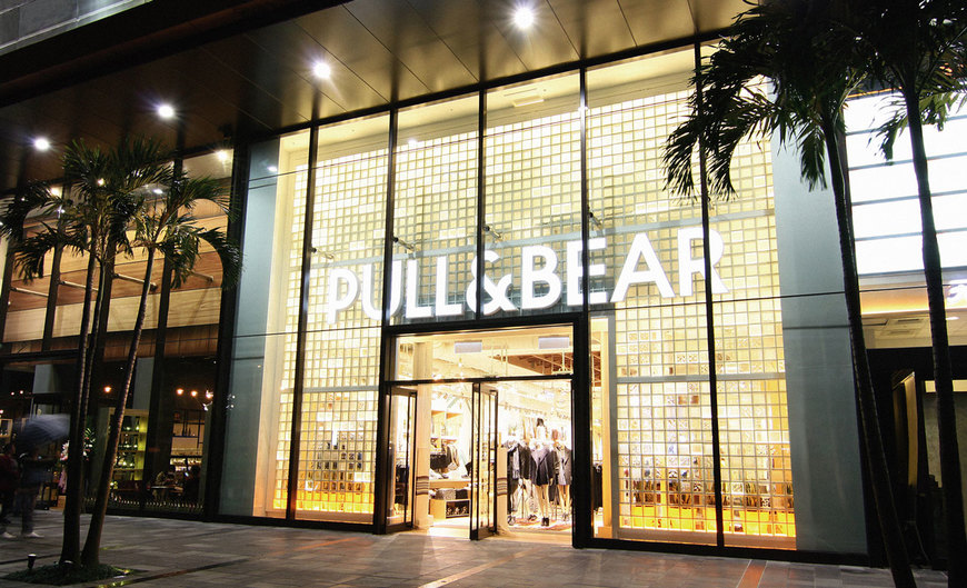 Place Pull And Bear