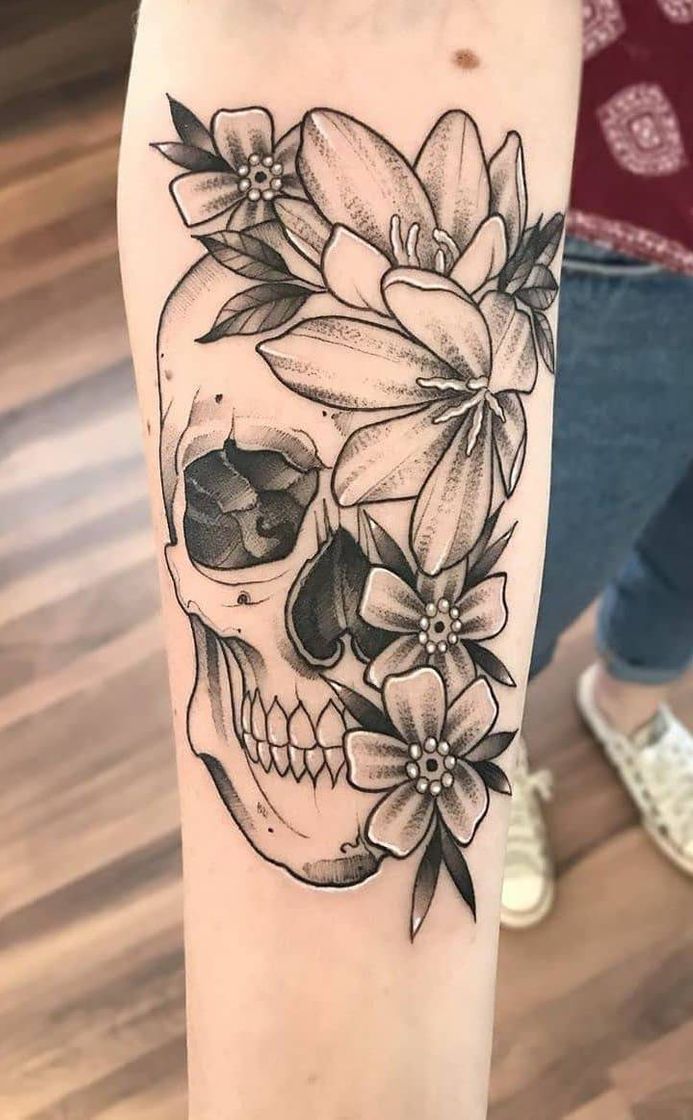 Moda Tatuagem de caveira feminino