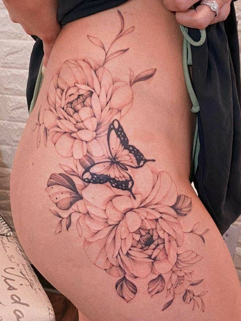 Moda Tatuagem feminina flores 