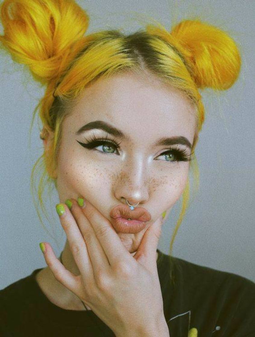 Fashion Cabelo amarelo 