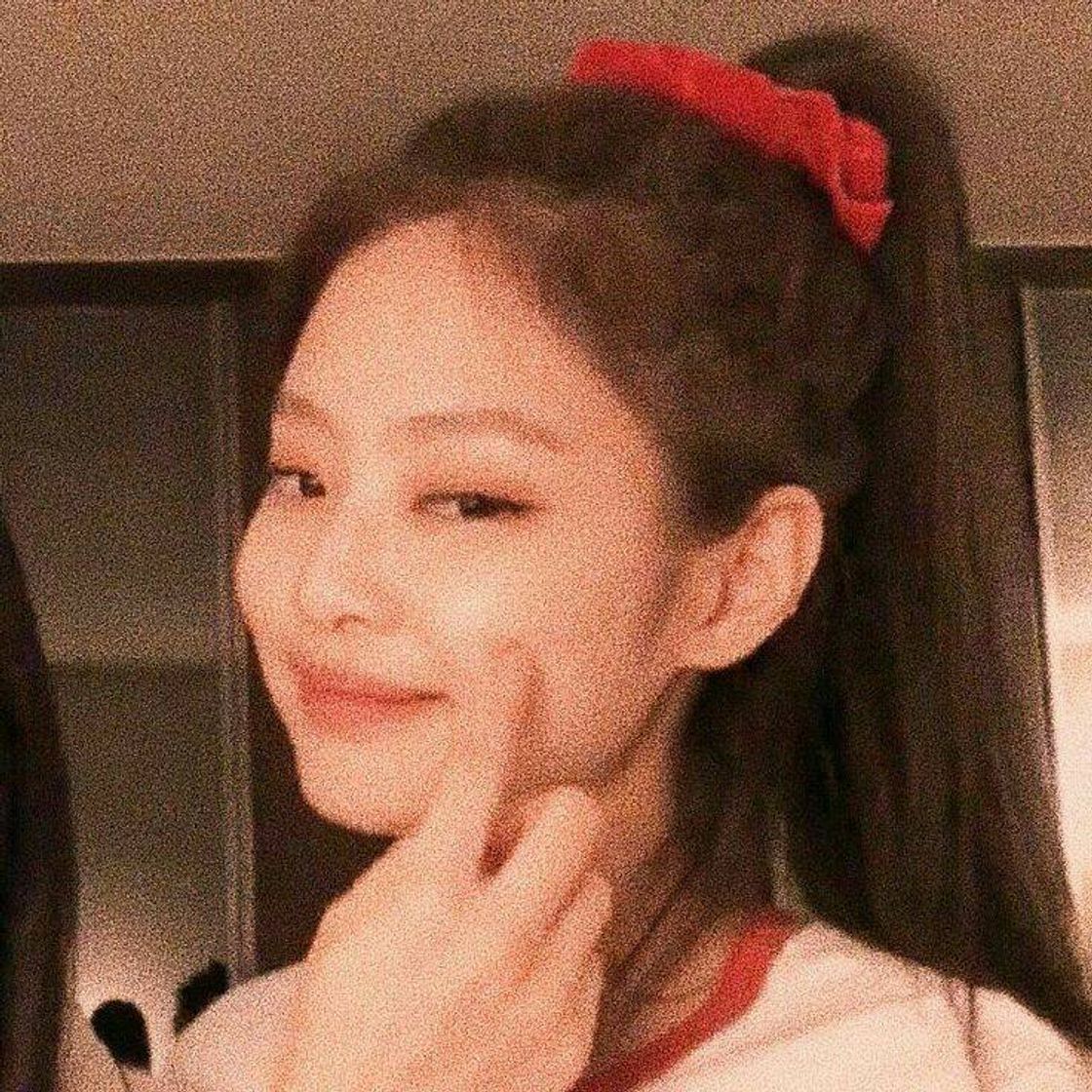 Fashion Icon Jennie 1