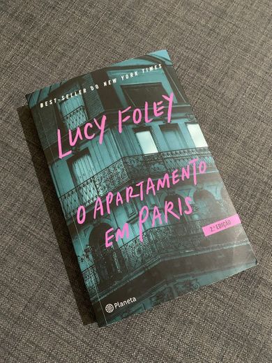 O Apartamento em Paris (Lucy Foley)