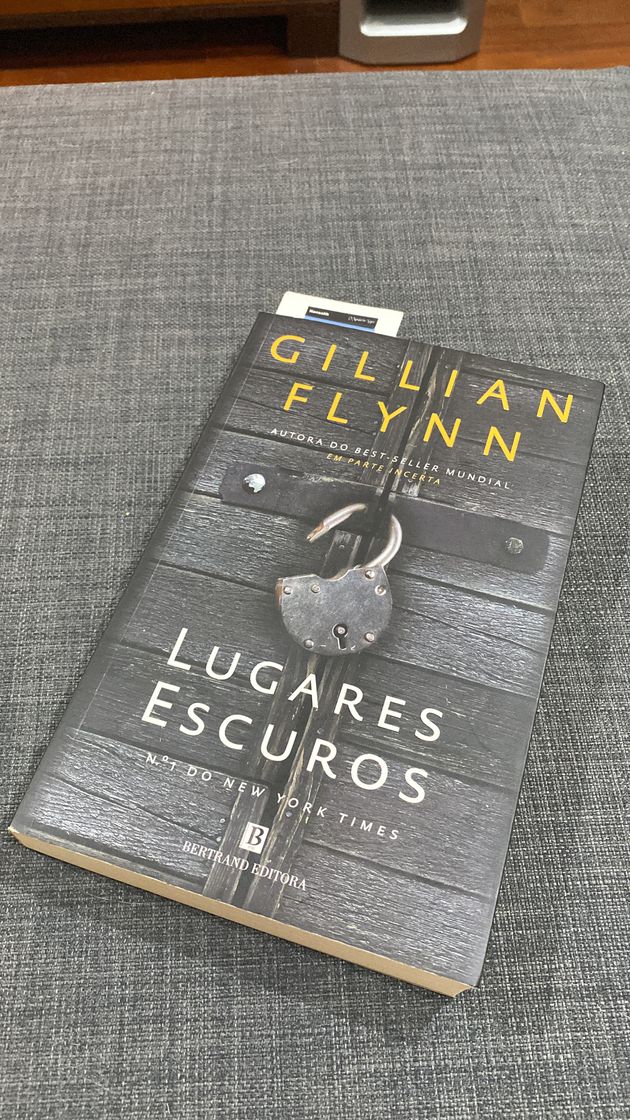 Books Lugares Escuros, Gillian Flynn