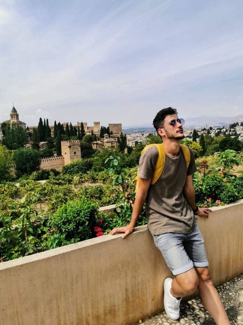 Place Alhambra