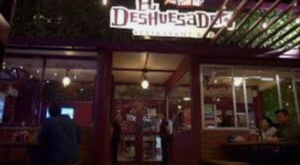 Restaurants El Deshuesadero Restaurant Bar