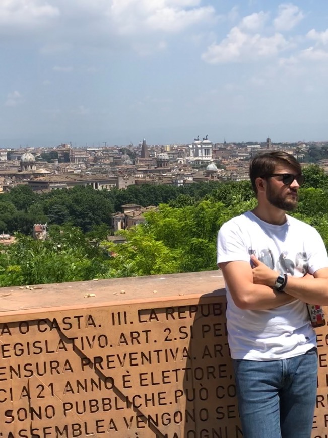 Piazzale Giuseppe Garibaldi