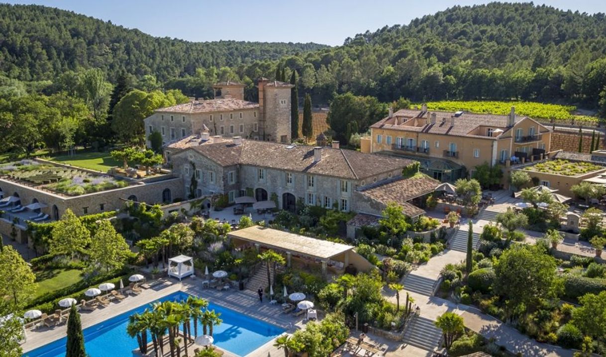 Lugar Château de Berne Hotel 5 étoiles I Spa en Provence I Spa Cinq Mondes.