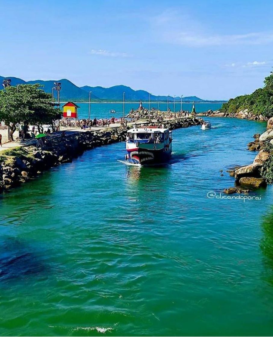 Lugar Canal Da Barra Da Lagoa