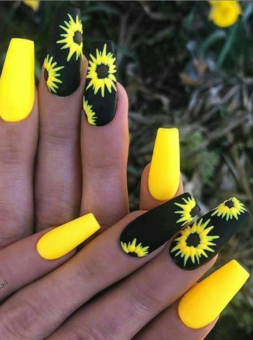 Fashion Ideias de unhas 