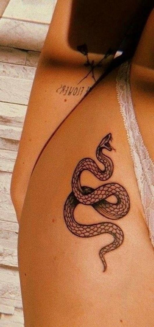 Fashion tatto. 🐍