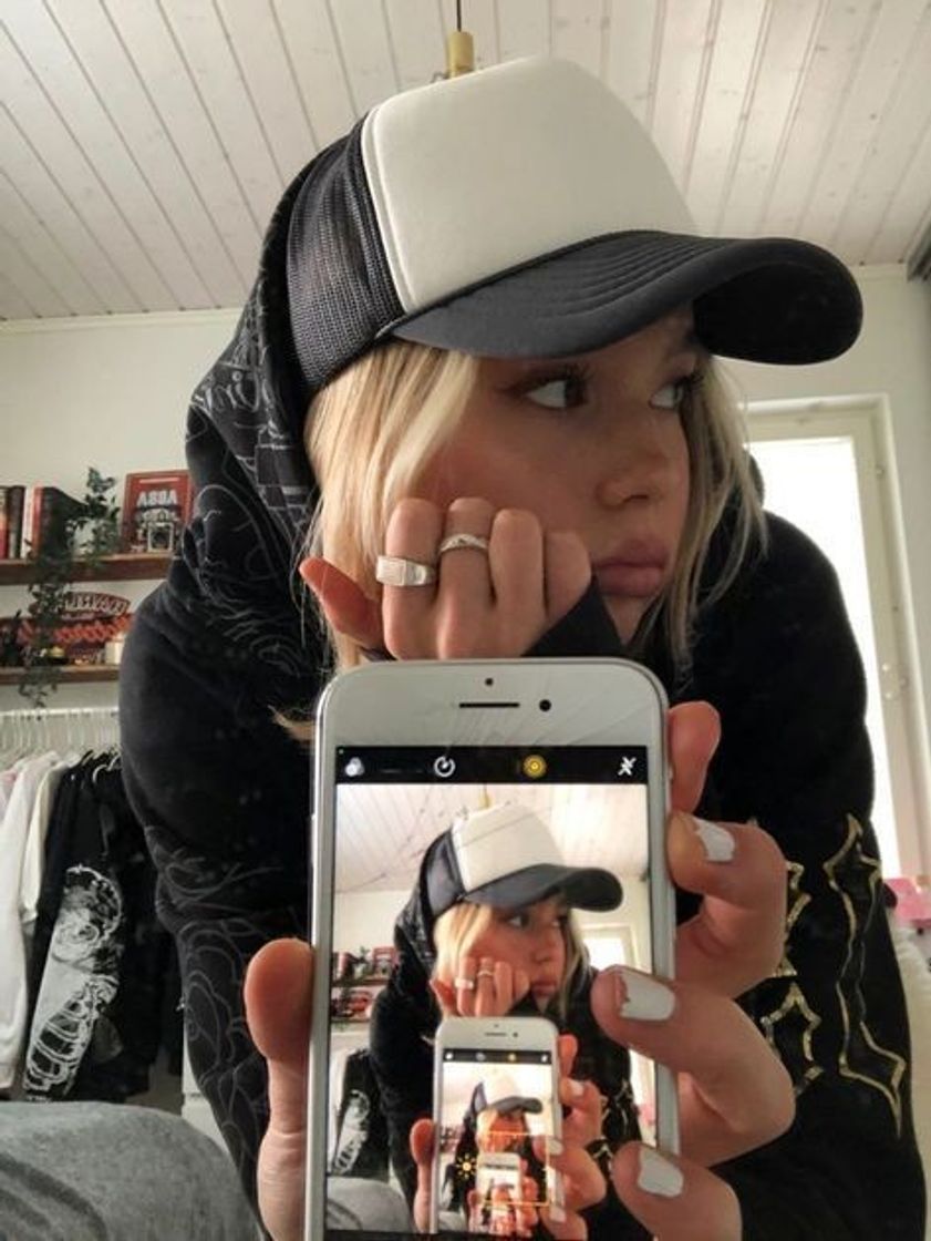 📸