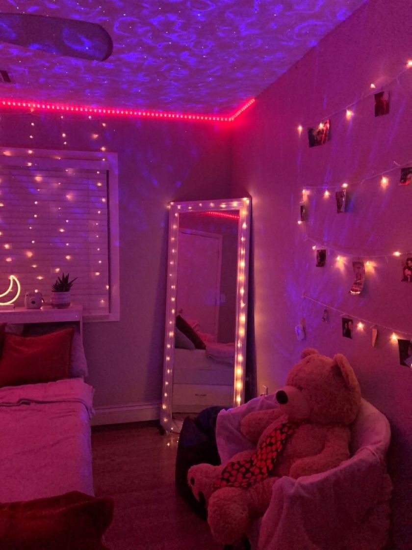 Social Vibey Room