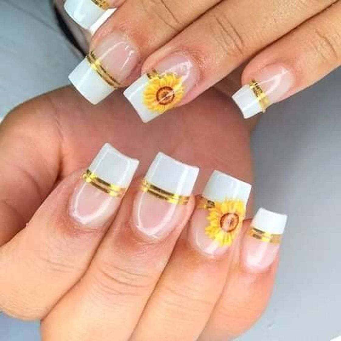 Social Nails