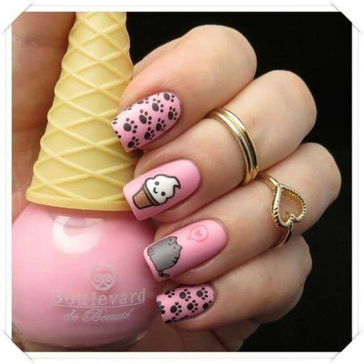 Cute nails 🍦