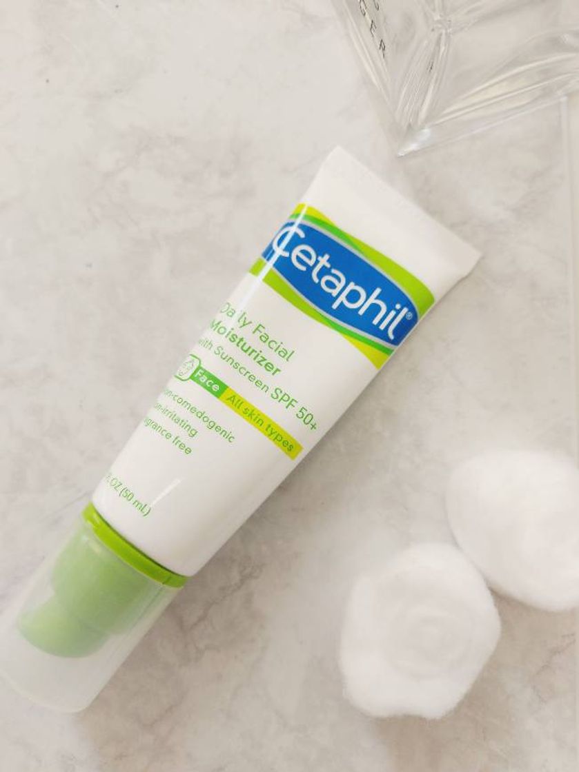 Productos Cetaphil Daily Facial Moisturizer with sunscreen SPF 50