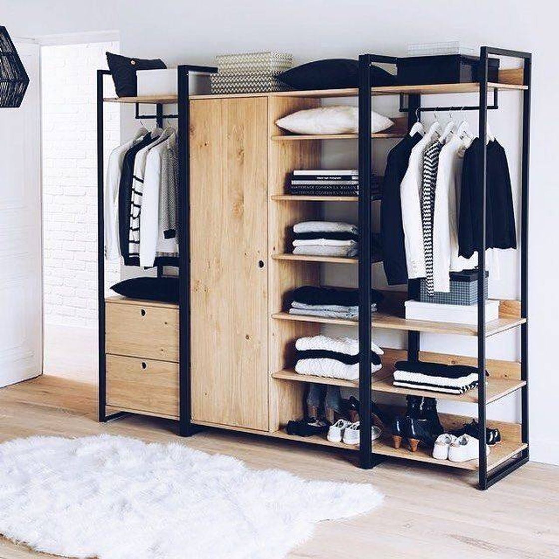Guarda-roupa minimalista