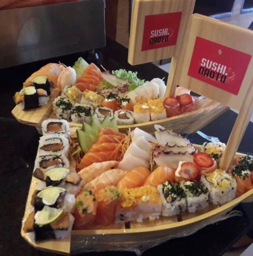 Naoto Sushi Araras