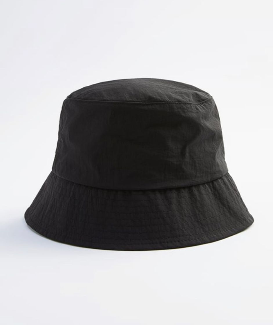 Fashion Bucket negro ZARA