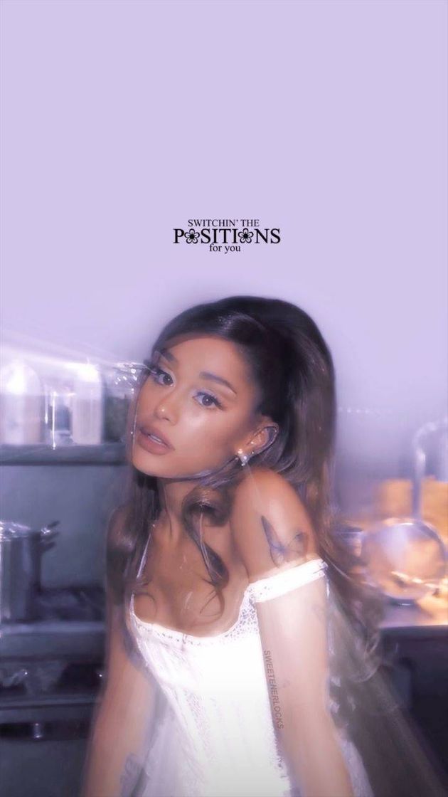 Social ARIANA GRANDE - Madfit