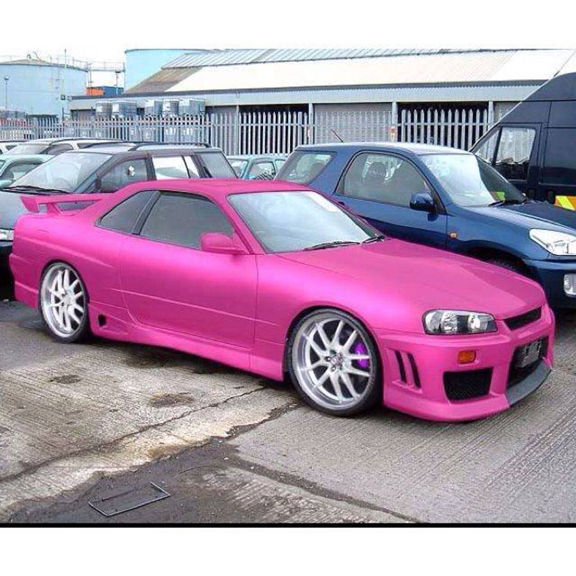 Fashion Nissan Skyline