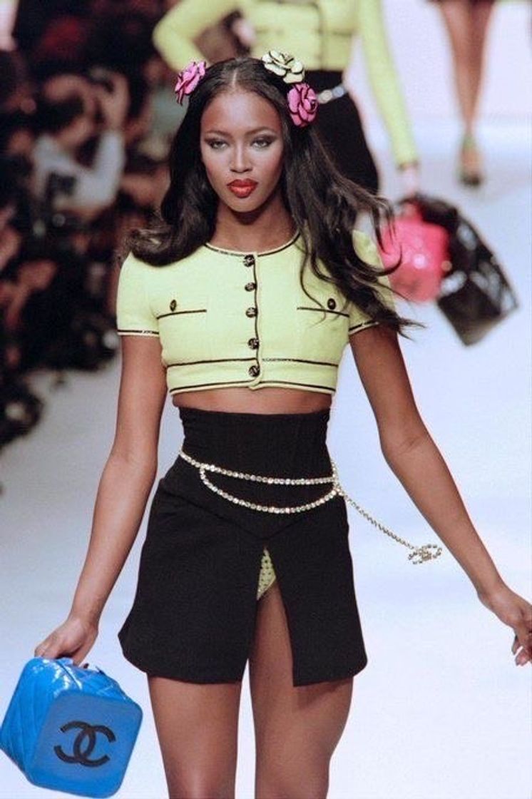 Fashion naomi campbell’s 90s chanel looks 