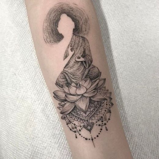 tatto no braço 