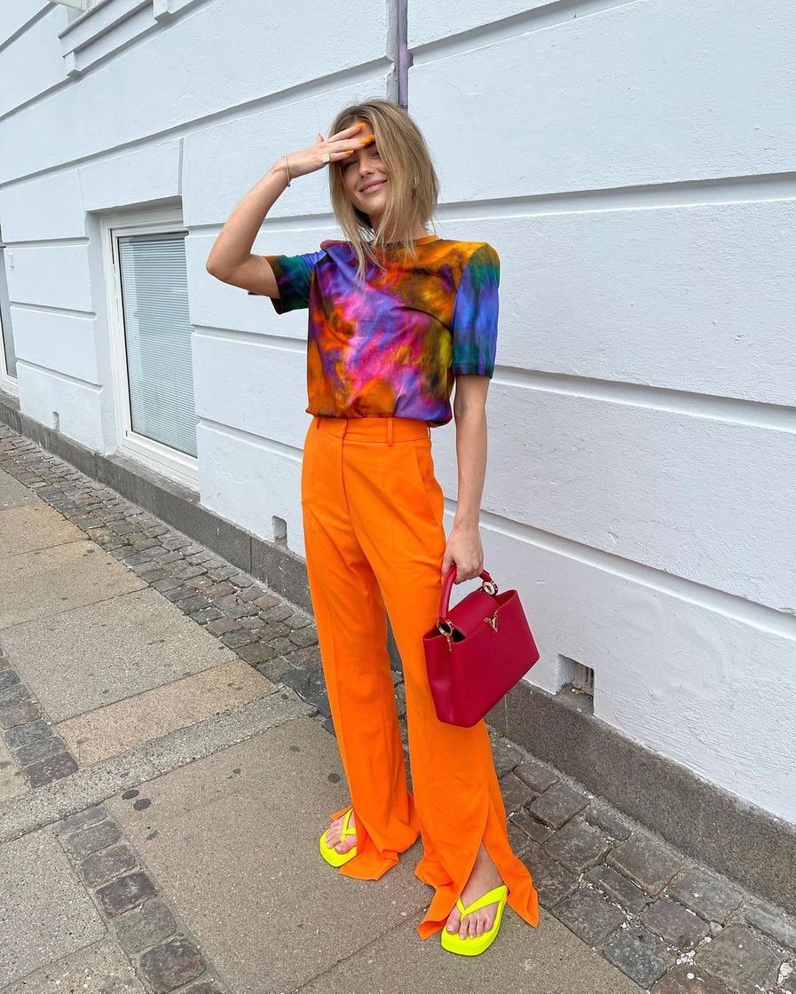 Moda The colourful trousers I definitely need to try this Summer