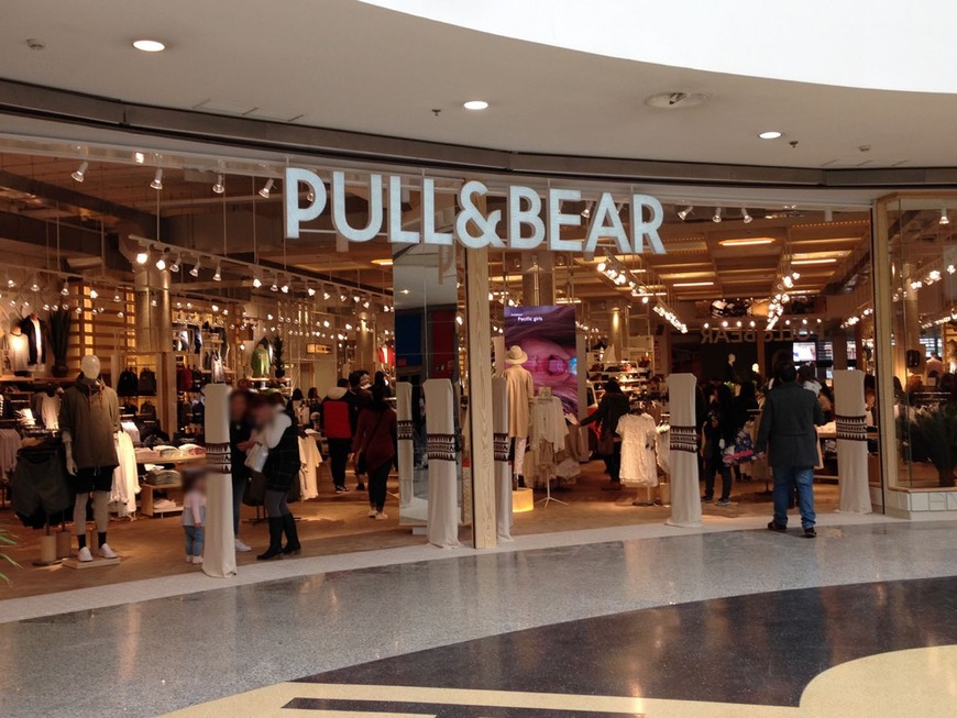 Lugar Pull & Bear