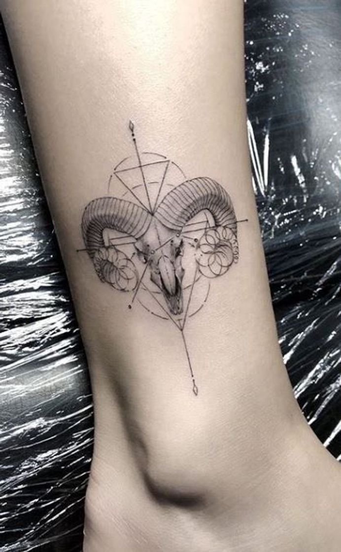 Social TATOO SIGNO ÁRIES 