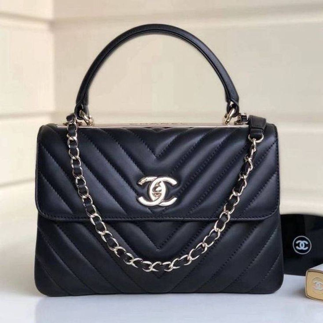 Fashion Bolsa preta da chanel!