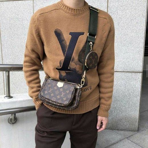 luis vuitton...