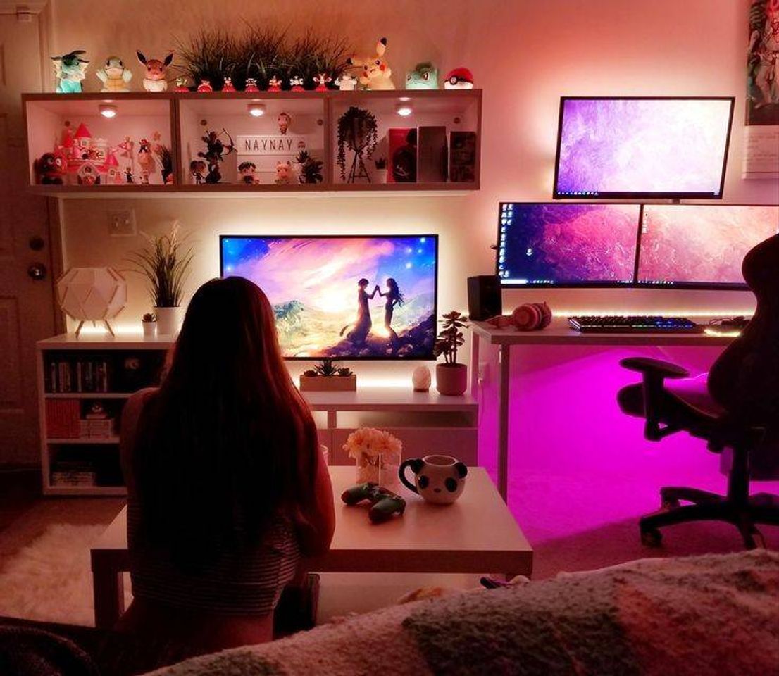 Fashion gamer room