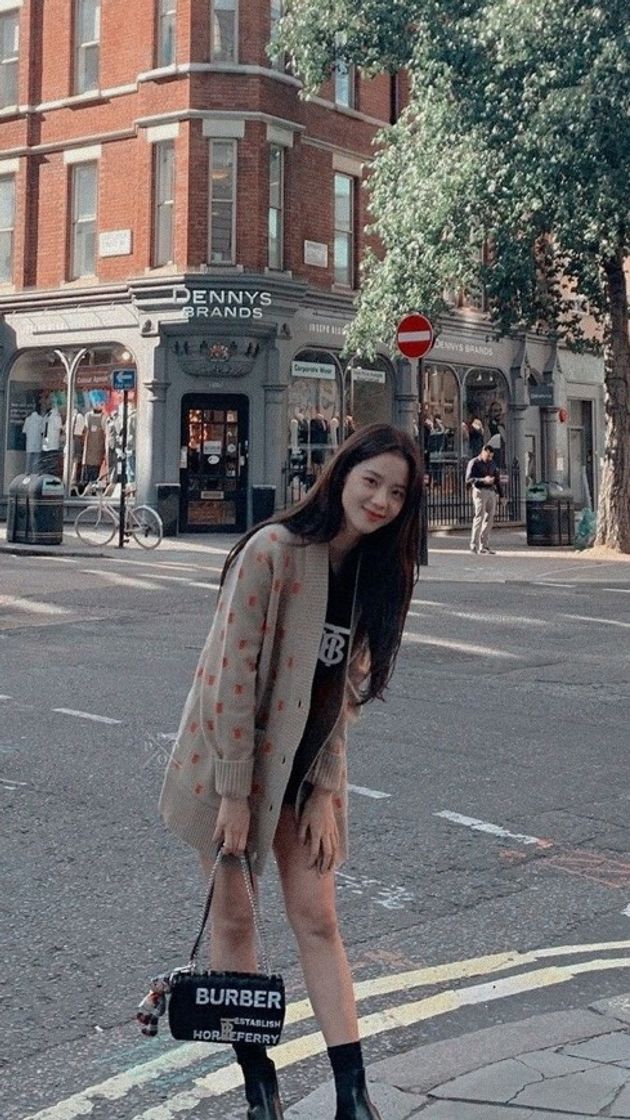 Moda Jisoo ✧