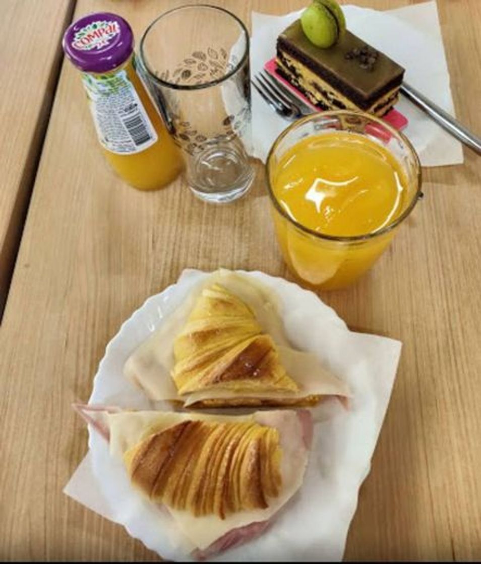 Restaurants Pastelaria O Croissanteiro