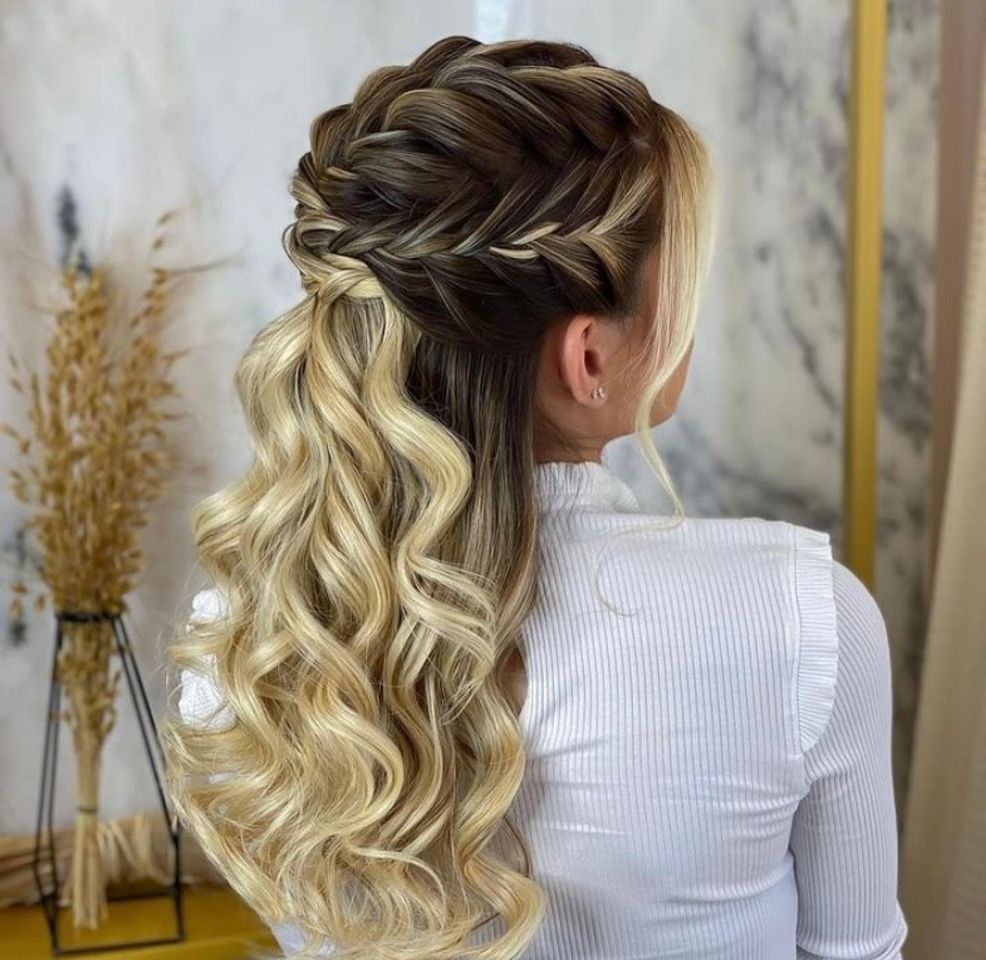 Moda Penteado cabelo loiro 