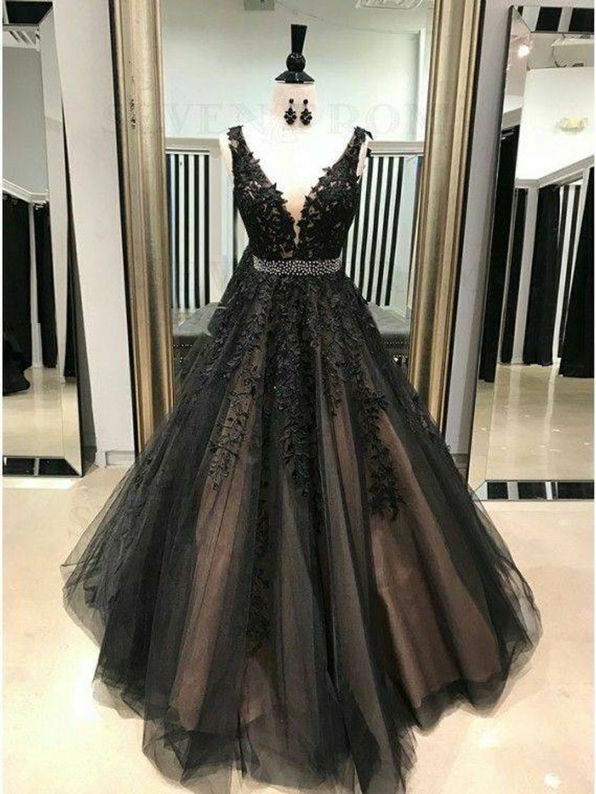 Fashion Lindo vestido longo para festa de quinze anos preto👸🏻🖤