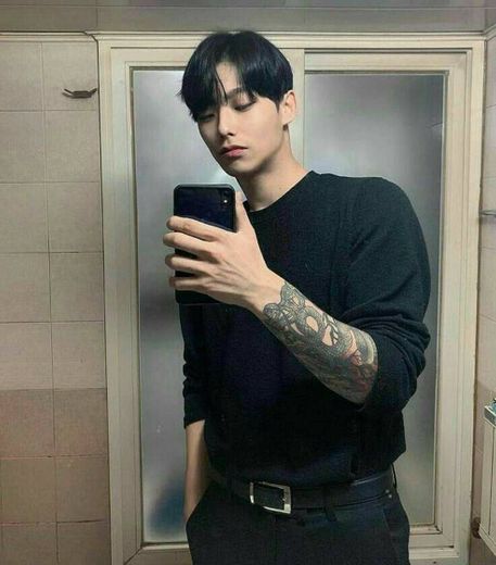 Asian ulzzang