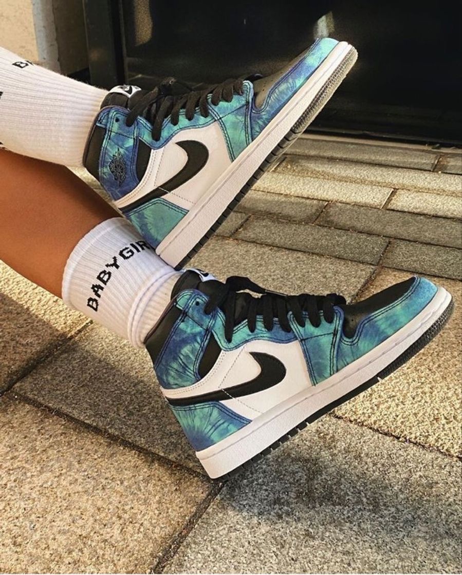 Social Jordan 1 retro High Tie Dye 
