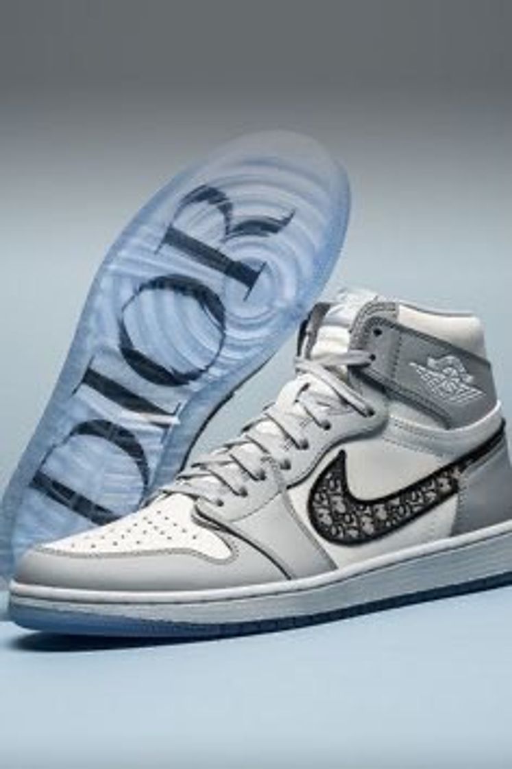 Social Air Jordan 1 Retro High Dior 